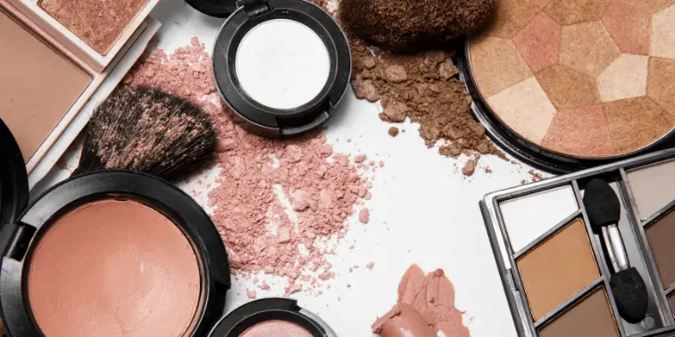 Makeup Powders and Brushes