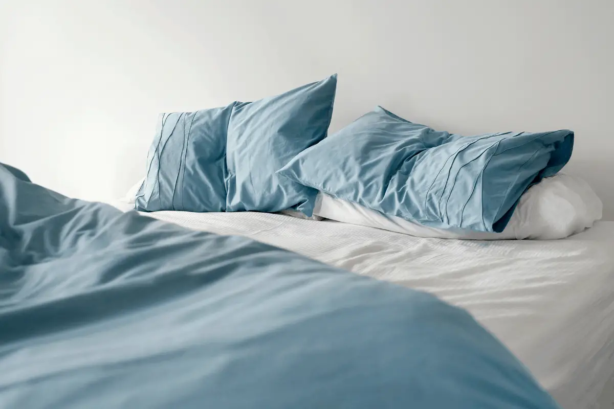 How To Pack Bedding For Moving