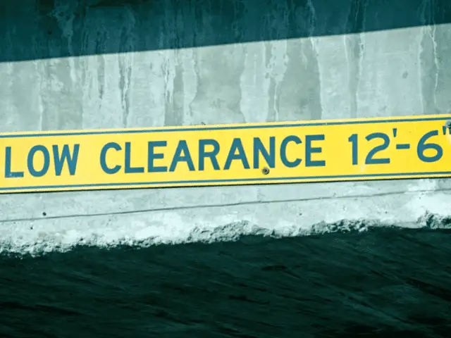 Low Clearance Sign