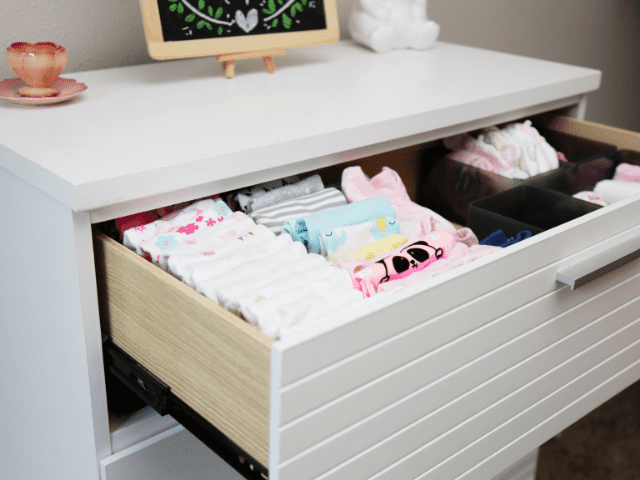 Dresser Drawers Can Be Packed Separately