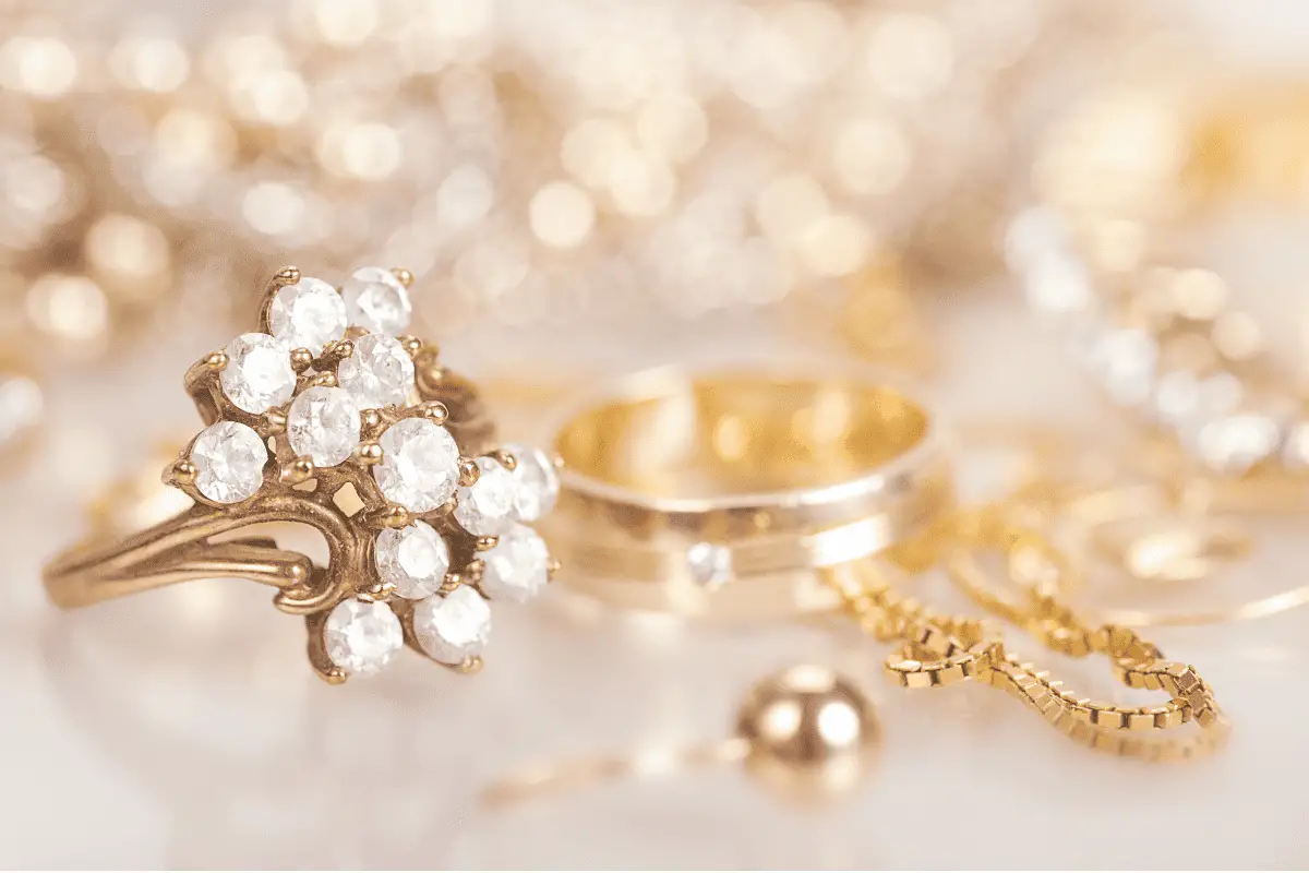 how to pack jewelry for moving
